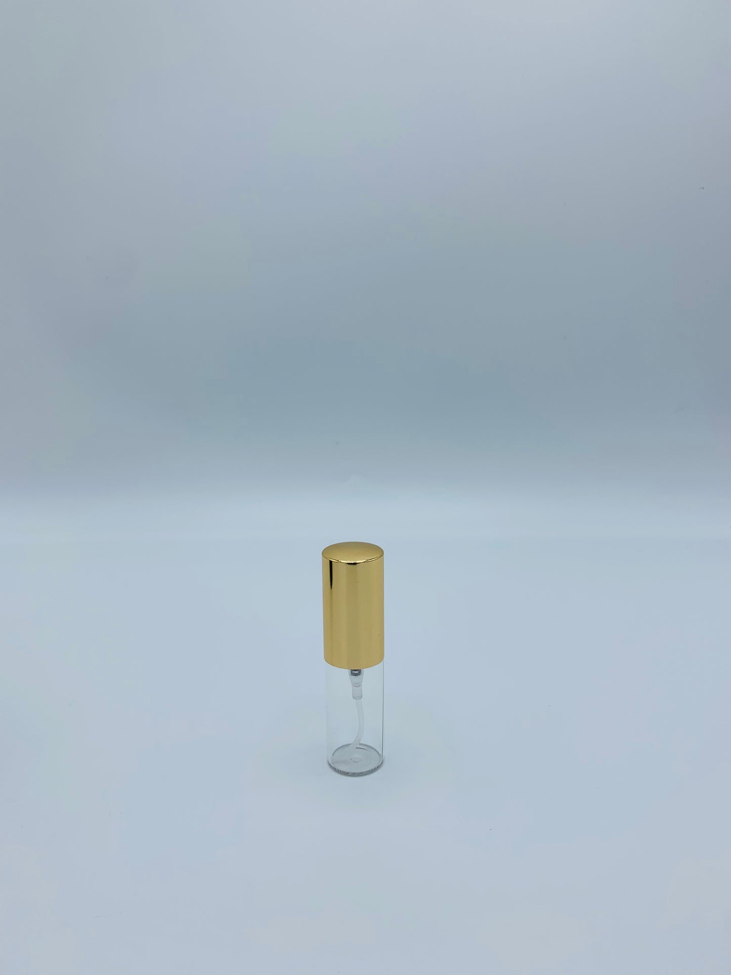 Aariz L’Absolu Eau De Parfum by Arabiyat