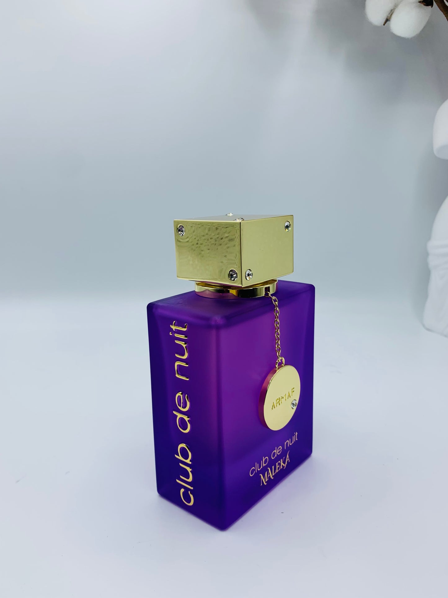 Maleka Eau De Parfum by Club de Nuit Armaf various sample sizes