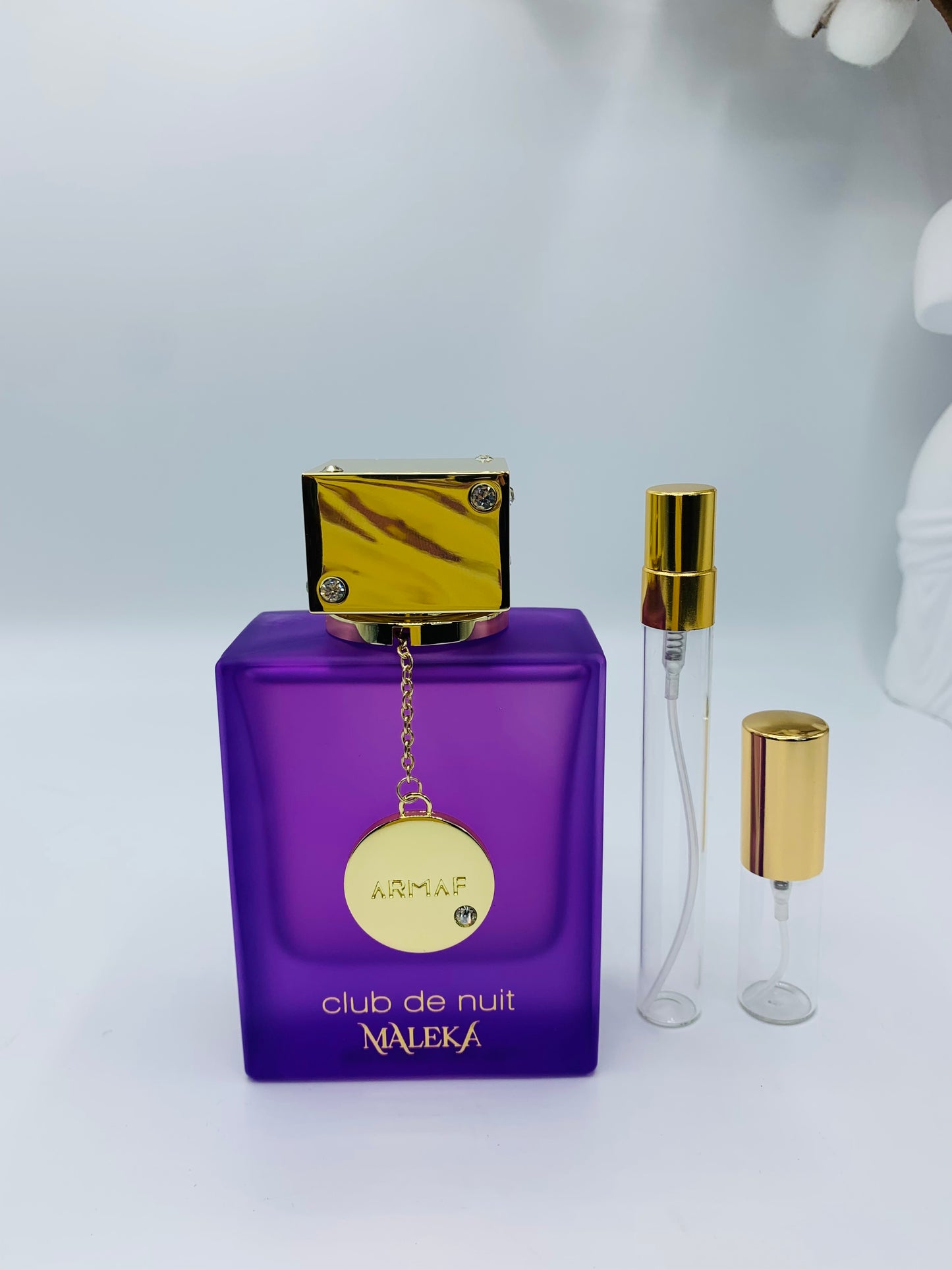 Maleka Eau De Parfum by Club de Nuit Armaf various sample sizes